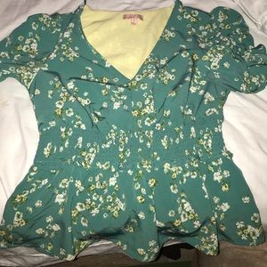simple flower blouse